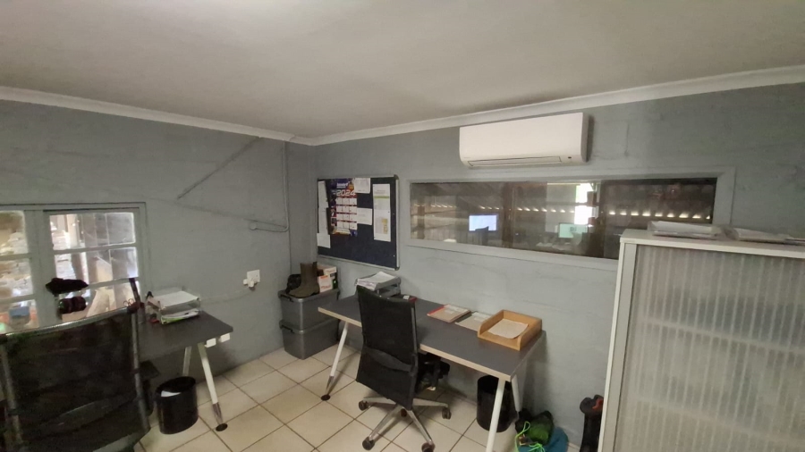 To Let commercial Property for Rent in Joostenbergvlakte Western Cape